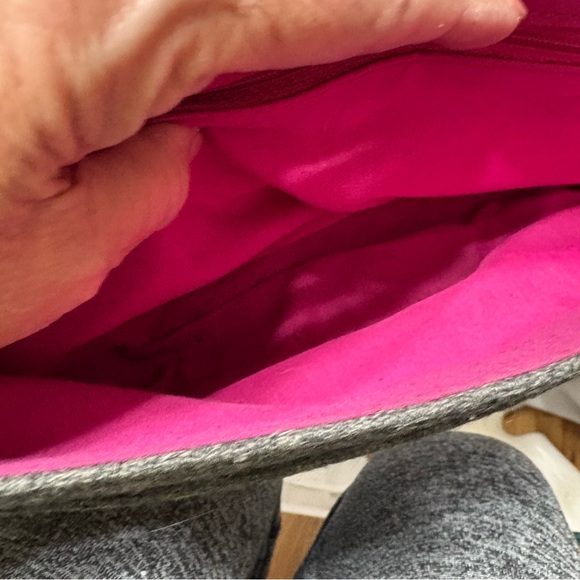 Baguette bag in grey wool and black leather with silver-tone hardware. - Picture 7 of 8